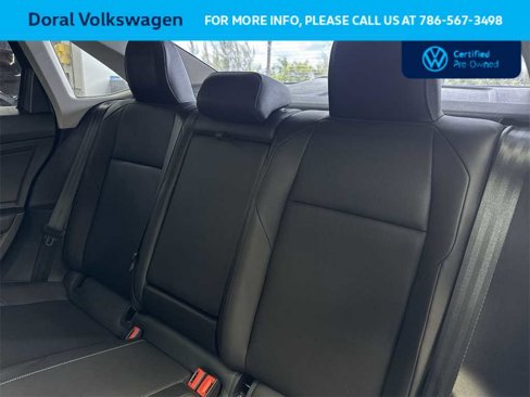 Certified 2020 Volkswagen Jetta SE w/ SE Cold Weather Package image 22