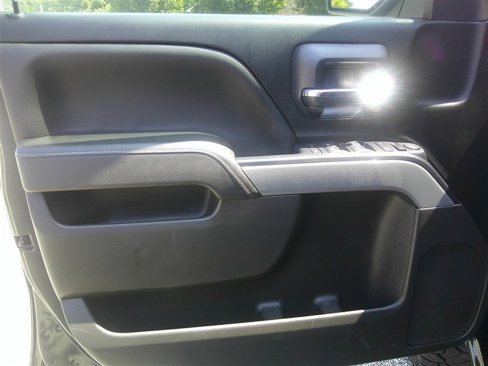 Used 2018 Chevrolet Silverado 1500 LT w/ All Star Edition image 9