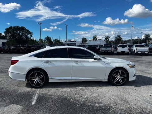 Used 2022 Honda Accord Touring image 8