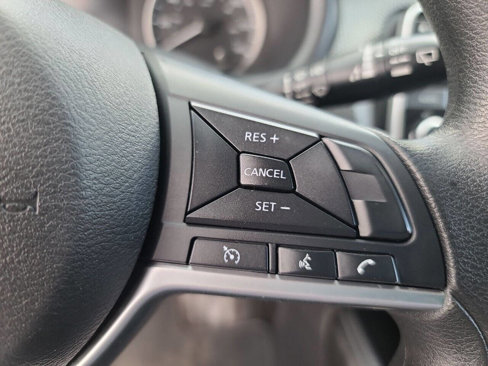 Used 2019 Nissan Kicks SV image 19