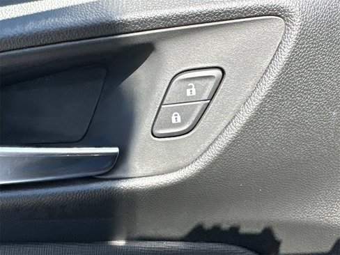 New 2025 Buick Envista Avenir image 16