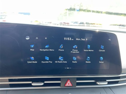 Certified 2023 Hyundai Elantra SEL w/ Convenience Package image 18