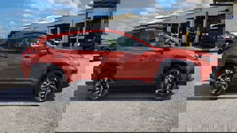 Used 2024 Subaru Crosstrek 2.0i Premium image 9