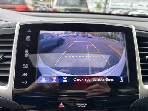 Used 2017 Honda Pilot Elite image 39