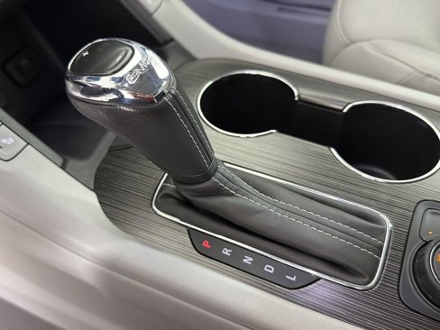 Used 2019 GMC Acadia SLT image 35
