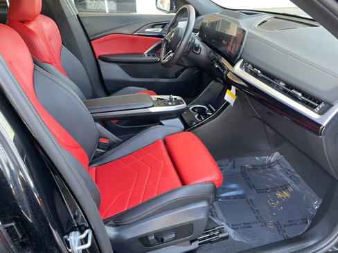 Used 2025 BMW X2 xDrive28i w/ Technology Package image 10