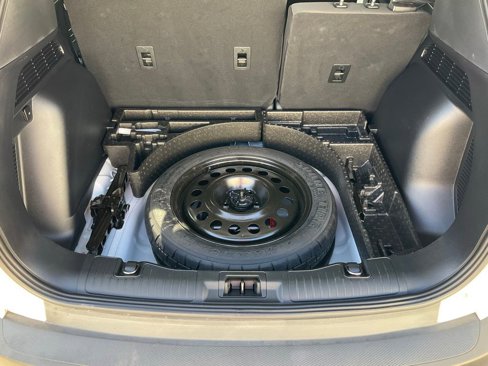 Certified 2022 Ford Escape SE w/ SE Sport Appearance Package image 14