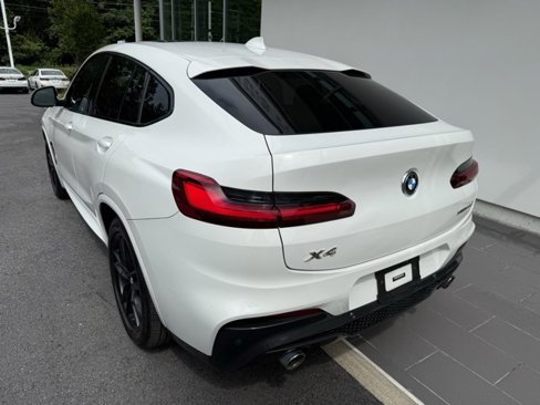 Used 2021 BMW X4 xDrive30i w/ M Sport Package image 9