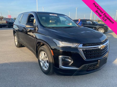 Used 2022 Chevrolet Traverse LS image 6