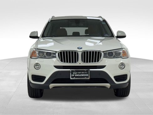 Used 2017 BMW X3 xDrive28i image 2