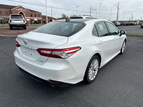 Used 2018 Toyota Camry XLE image 8