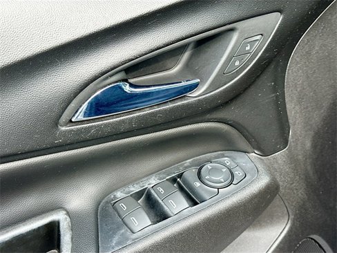 Used 2019 Chevrolet Equinox LT image 17