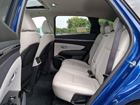 Used 2022 Hyundai Tucson SEL w/ Convenience + Premium Package image 10