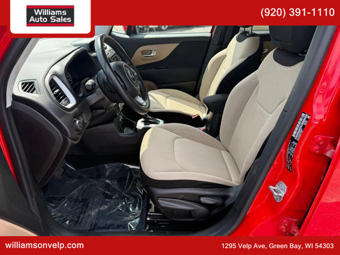 Used 2015 Jeep Renegade Latitude image 9
