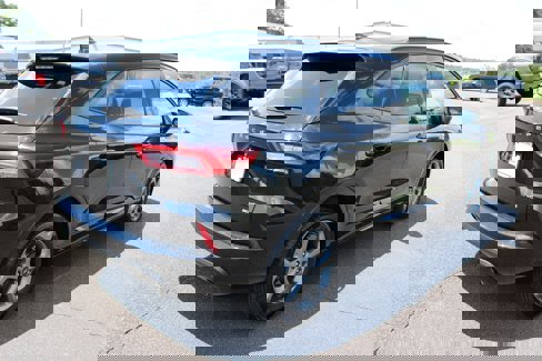 Used 2023 Ford Escape ST-Line image 3
