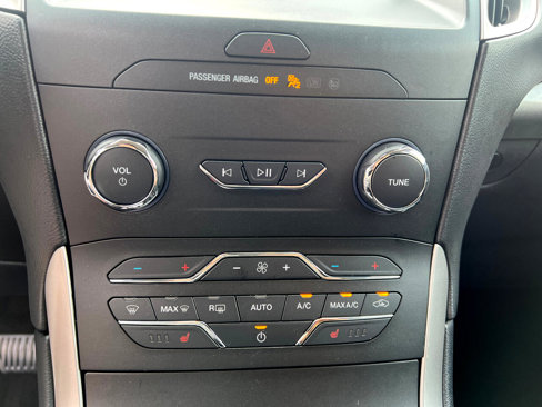 Used 2019 Ford Edge SEL w/ Equipment Group 201A image 31