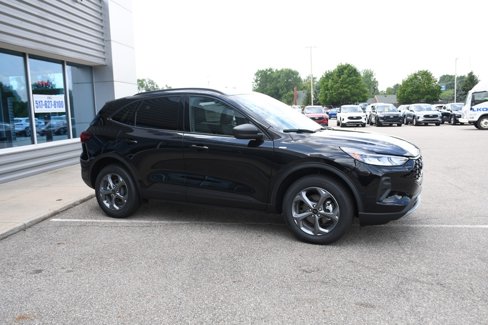New 2025 Ford Escape ST-Line w/ Tech Pack #1 image 8