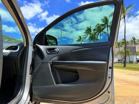 Used 2016 Dodge Journey SXT image 16