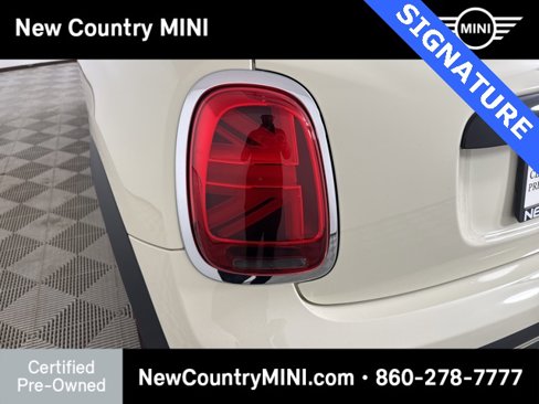 Certified 2023 MINI Cooper 2-Door Hardtop image 12