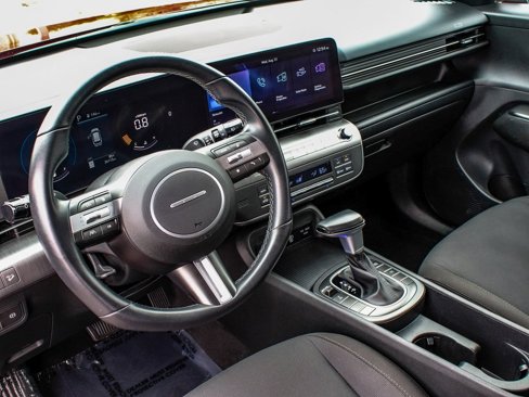Used 2024 Hyundai Kona SEL image 15