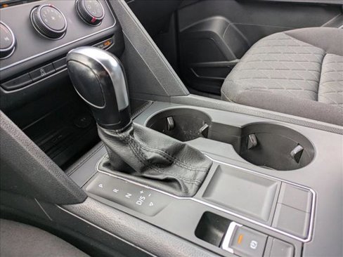 Used 2020 Volkswagen Atlas Cross Sport S image 13
