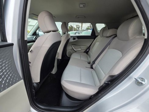 Used 2020 Kia Soul LX image 18