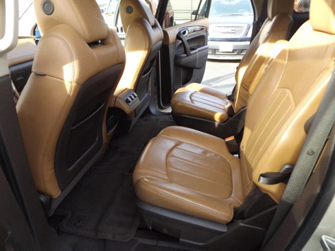 Used 2013 Buick Enclave Leather image 17