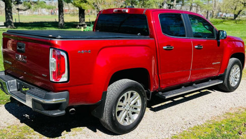 Used 2015 GMC Canyon SLT image 7