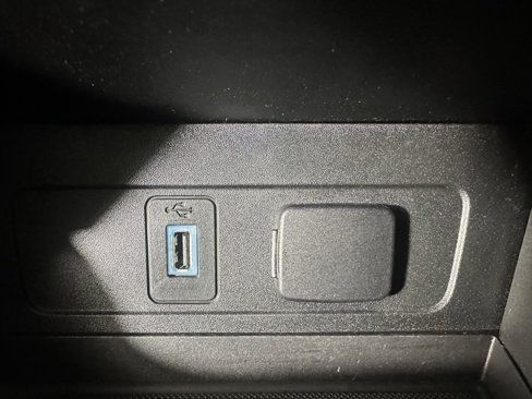 Used 2019 Ford Escape SEL image 23