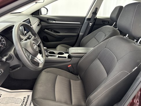 Used 2023 Nissan Altima 2.5 SV image 7