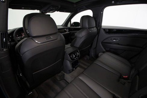 Used 2022 Bentley Bentayga image 46