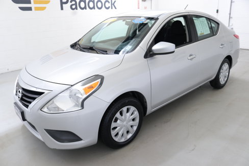 Used 2017 Nissan Versa SV image 3