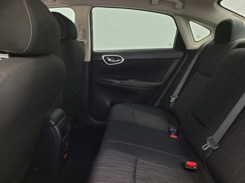 Used 2019 Nissan Sentra SV image 18