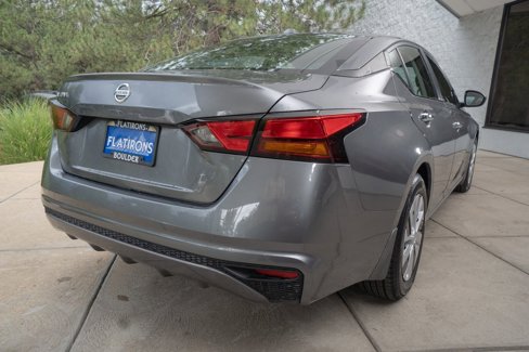 Used 2020 Nissan Altima 2.5 S image 2