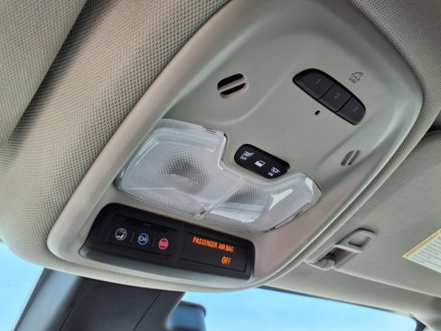 Used 2024 Buick Encore GX Avenir w/ Avenir Technology Package image 38