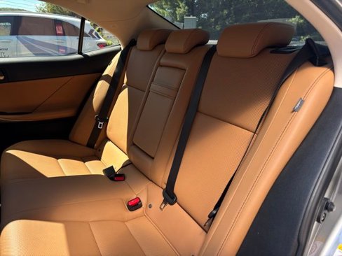 Used 2018 Lexus IS 300 AWD w/ Comfort Package image 18
