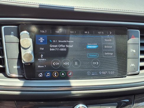 Used 2021 Buick Enclave Avenir w/ Avenir Technology Package image 18
