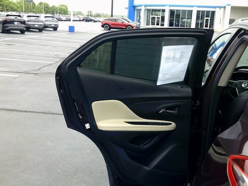 Used 2018 Buick Encore Preferred image 19