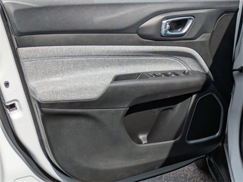 New 2025 Jeep Compass Sport image 12
