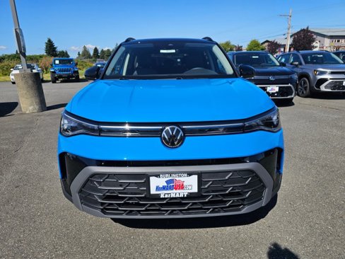 New 2025 Volkswagen Taos SE image 8