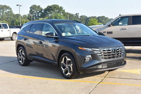 Used 2022 Hyundai Tucson Limited w/ Cargo Package image 3