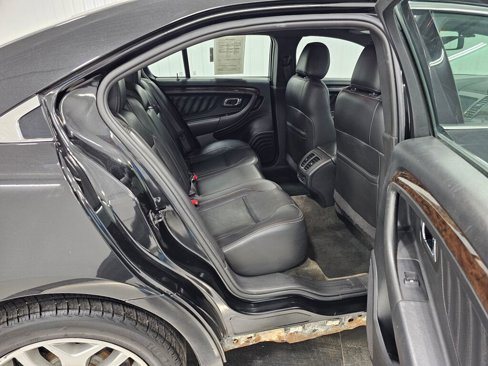 Used 2014 Ford Taurus Limited image 6