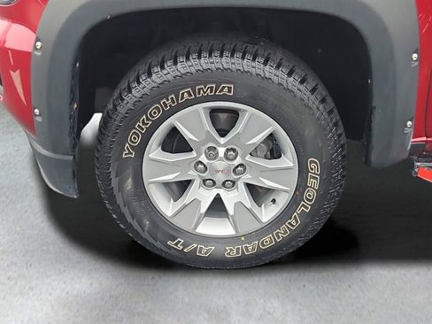 Used 2017 GMC Canyon SLE image 24