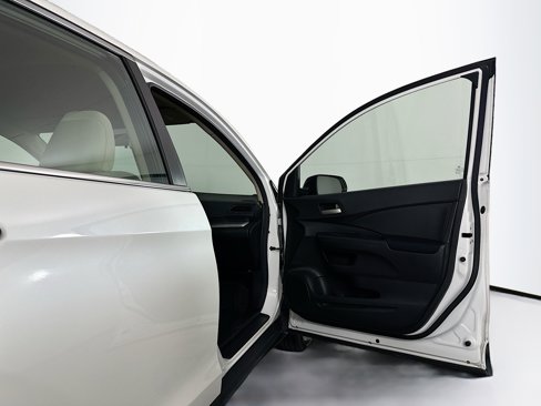 Used 2016 Honda CR-V LX image 29