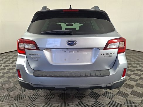 Used 2016 Subaru Outback 2.5i Premium image 9