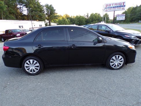 Used 2012 Toyota Corolla LE image 11