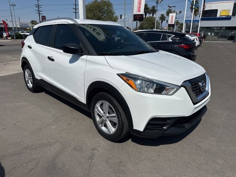 Used 2019 Nissan Kicks S image 1