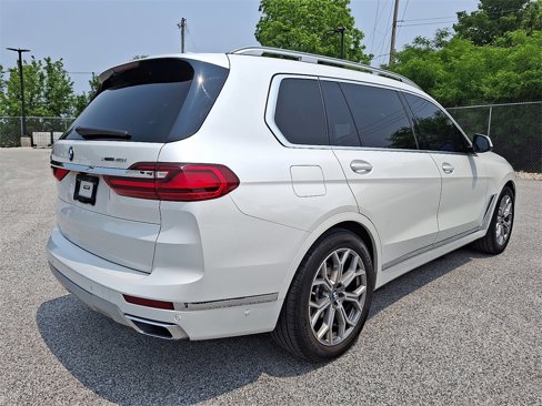 Used 2022 BMW X7 xDrive40i w/ Premium Package image 10