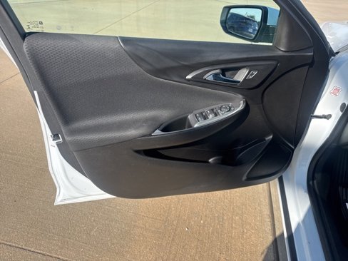 Used 2024 Chevrolet Malibu LT image 15