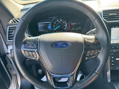 Used 2017 Ford Explorer Limited w/ Equipment Group 301A image 14